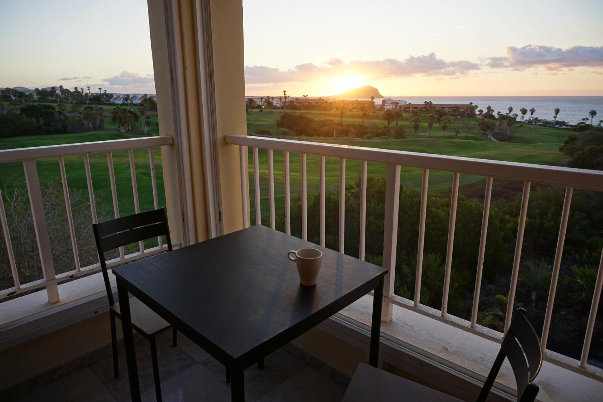 Golf Del Sur Apartment - Magnificent Panorama Of The Ocean, El Teide, And Montana Roja San Miguel de Abona Luaran gambar